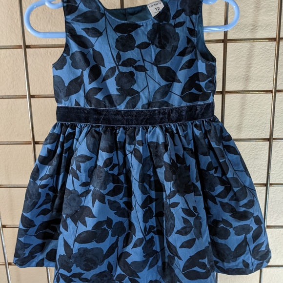 She'll be a cutie patootie in this adorable blue/black floral dress.  Size: 12M - Picture 5 of 9